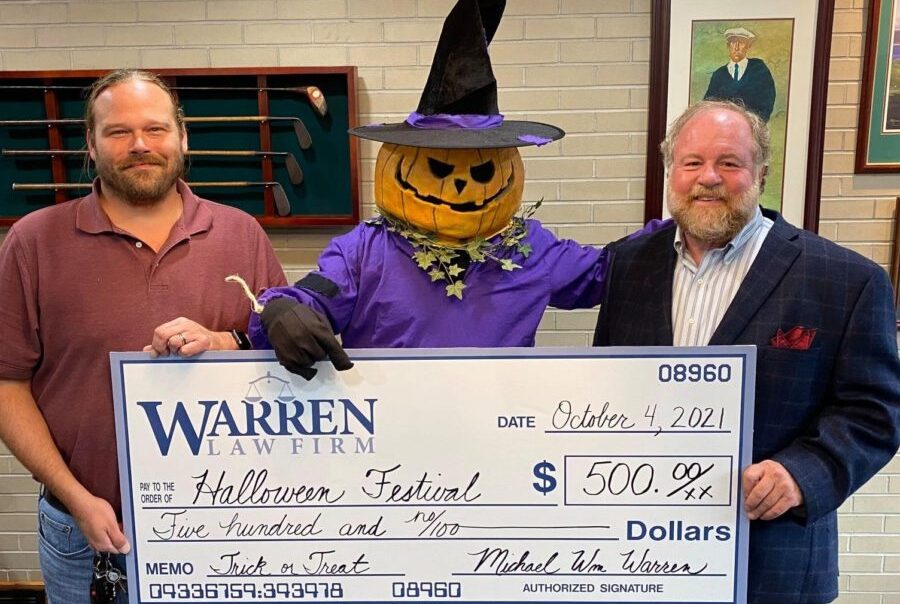 Mike Warren Donates to the Halloween Festival