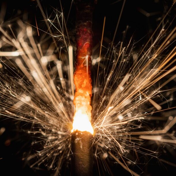 welder with a hot rod